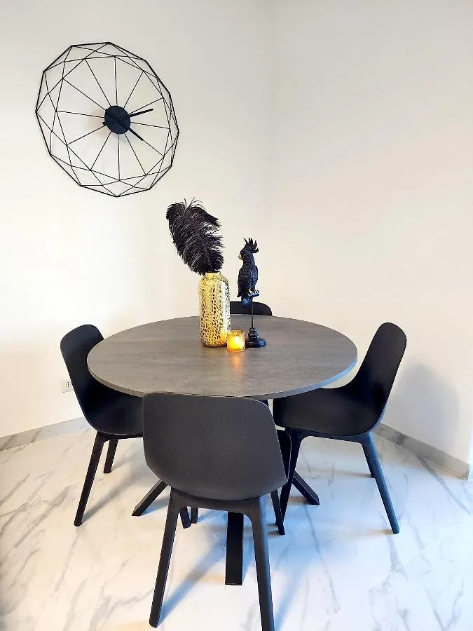 Bacardi Lungomare - Modern Apartment Near The Sea Catane