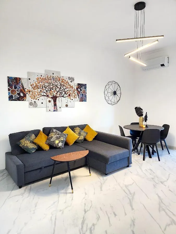Bacardi Lungomare - Modern Apartment Near The Sea Catane